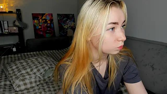 Iris_Meyer1 from StripChat