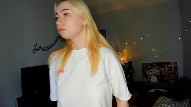 Iris_Meyer1 from StripChat