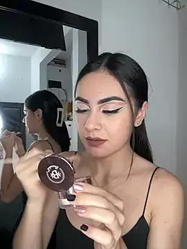 IrisBrowm from StripChat
