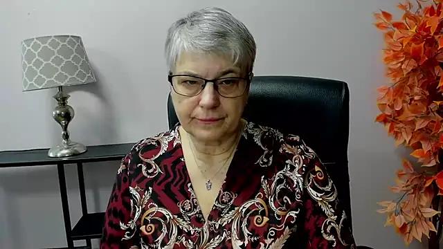 IrisDream from StripChat