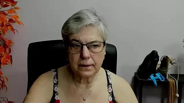 IrisDream from StripChat