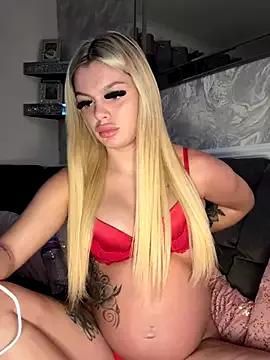 Irish_BarbieMilfx from StripChat is Freechat