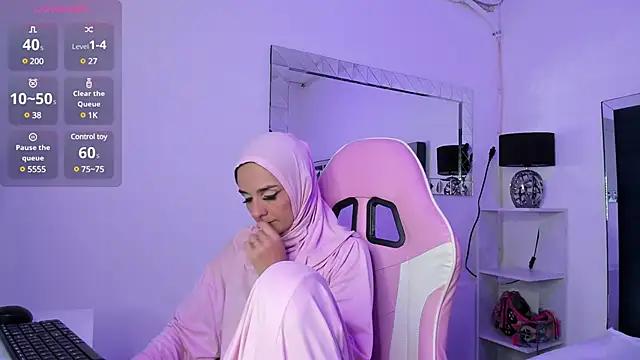 IrisKarim_ from StripChat