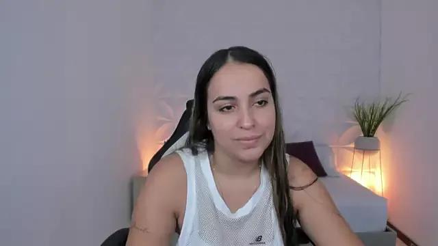 irispinkk from StripChat is Freechat