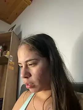 isa_foxx from StripChat is Freechat