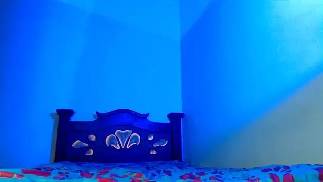 isaaclatino from StripChat