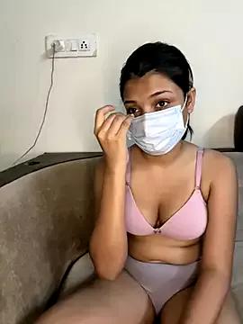 Ishanii webcams show profile image 