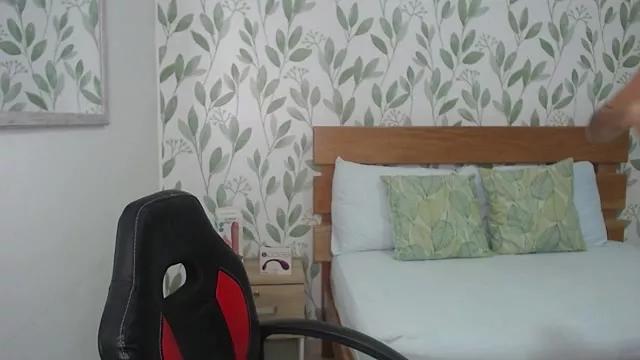 isis_18 from StripChat