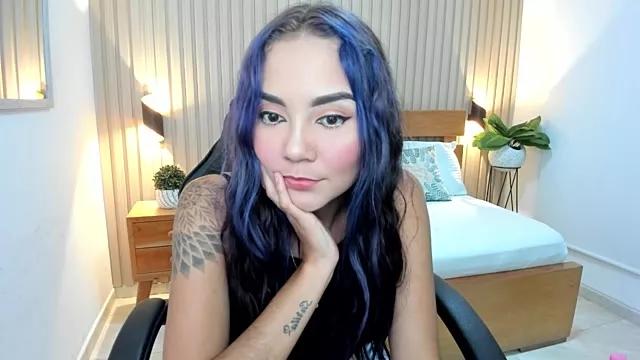 Isis_18 webcams show profile image 