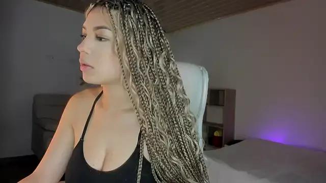 Isis_Amarah webcams show profile image 