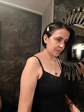 IsisBlake from StripChat