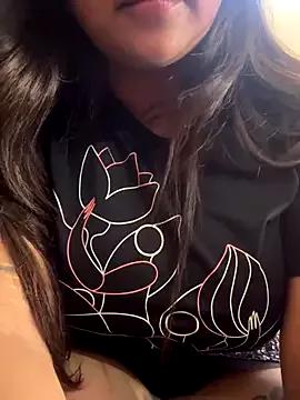 Its_cherry_magic from StripChat is Freechat