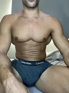 ItsYourHotPapi from StripChat is Freechat