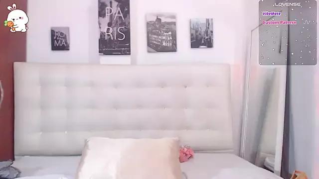 Ivanna_vegaa from StripChat is Freechat
