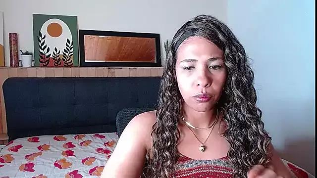 IVONNE_COLLINS33 from StripChat is Freechat