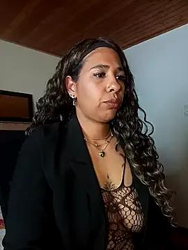 IVONNE_COLLINS33 from StripChat is Freechat