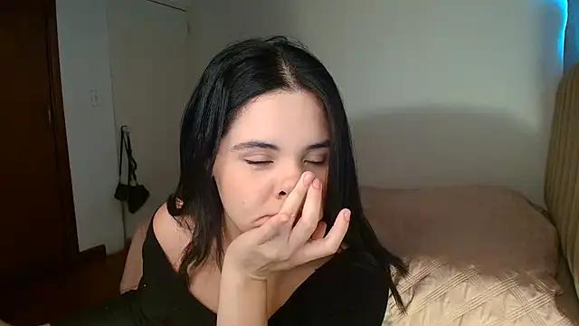 IvyValentine from StripChat