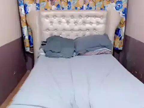 Iwantreallove_143 from StripChat is Freechat