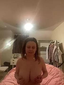 Izzy3434 from StripChat