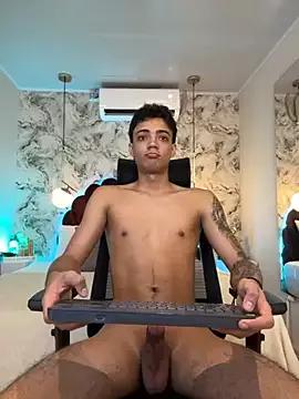 JamesClemont from StripChat is Freechat