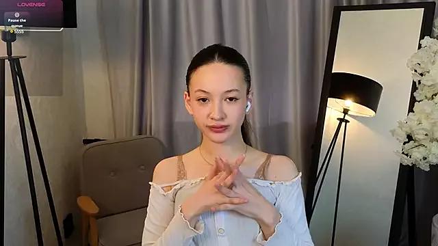 Girls: try live performances with matured performers, from dancing to quirks, in a variety of beautiful sex cams.