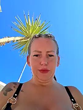 Jassy_Foxy from StripChat
