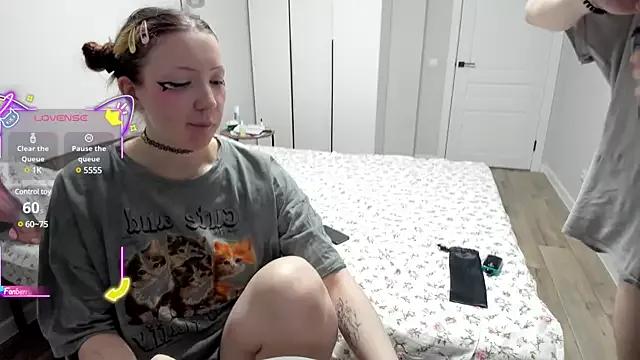 JayMollyy from StripChat is Freechat