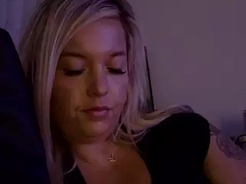 JennaLynn785 from StripChat is Freechat