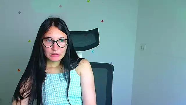 Jennifer_Blum from StripChat