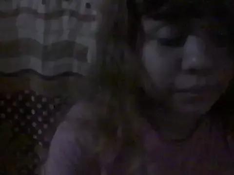 Jennxdolls from StripChat is Freechat