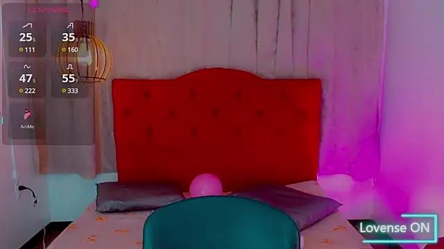 Girls: try live performances with matured performers, from dancing to quirks, in a variety of beautiful sex cams.