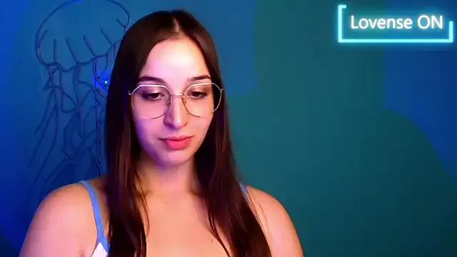 Jessie_Kisss from StripChat