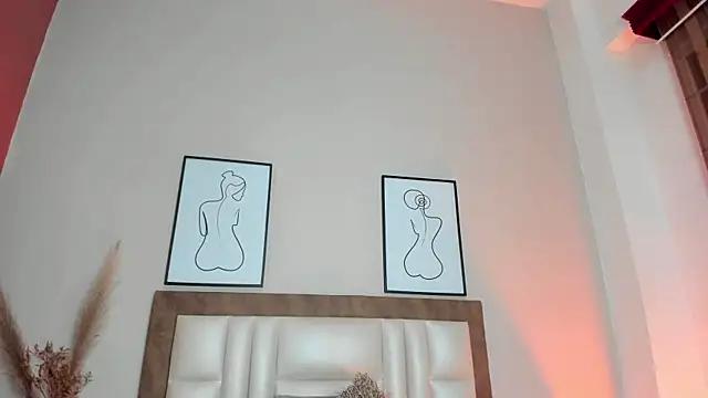 JessieCaameron from StripChat