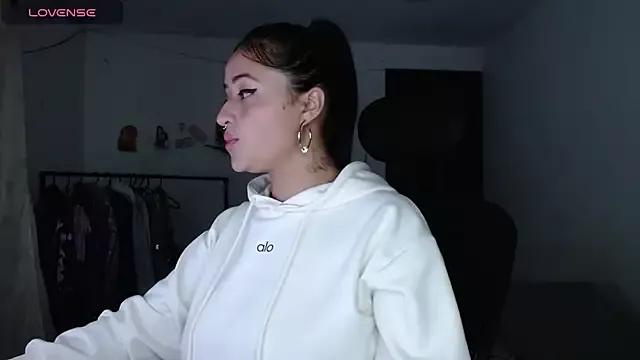 jjulietha95 from StripChat