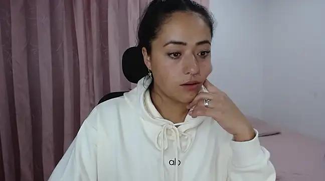 jjulietha95 from StripChat