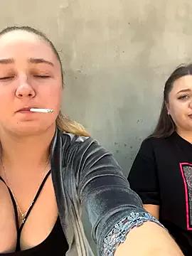 Joannakiss from StripChat is Freechat