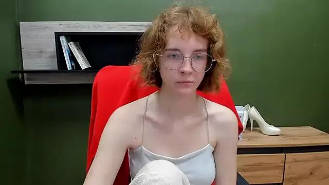 juicyPenny from StripChat is Freechat