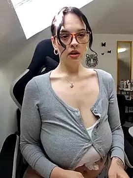 Jujuiicy from StripChat