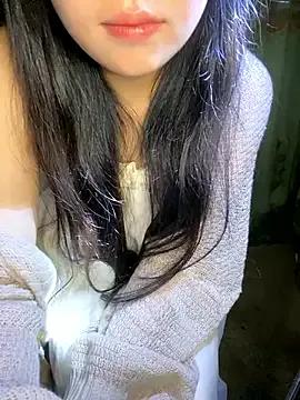 Julia-Elsa from StripChat is Freechat