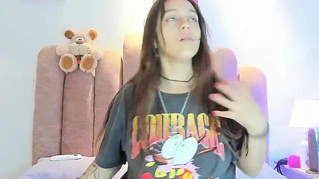 JulianaCarter from StripChat is Freechat