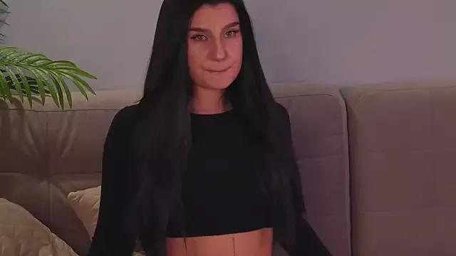 JuliaWangg from StripChat is Freechat