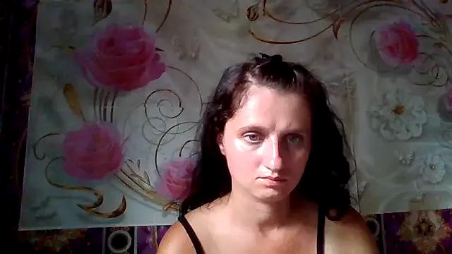 Julie_aisi_ from StripChat is Freechat