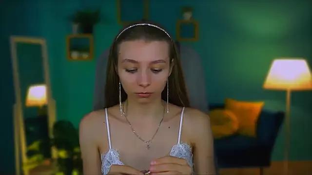 JulieDaniel from StripChat is Freechat