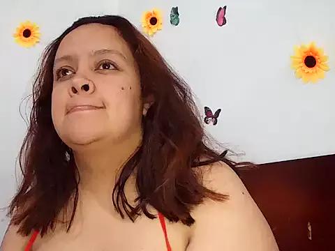 Photos of Julieta_Big from StripChat is Freechat