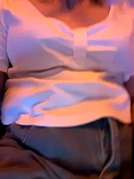 July-Asian from StripChat is Freechat