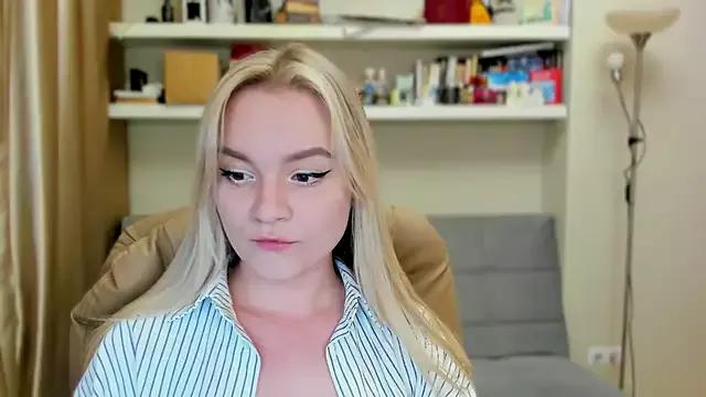Kara_Smith_ from StripChat