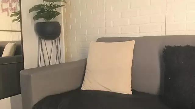 karina_gomez_18 from StripChat is Freechat