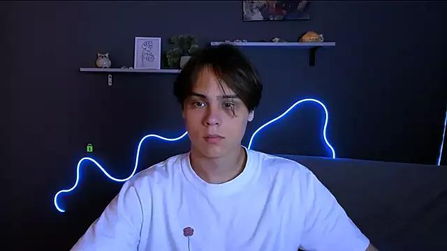 karl_mans from StripChat is Freechat