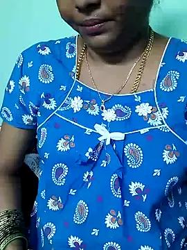 kasmika_kasmika from StripChat is Freechat
