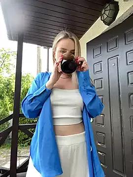 KassandraTress from StripChat